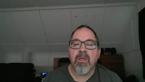 Snapshot of niceguy7208 chatting on October 2025 10:04:01 PM niceguy7208 online show from October 2025 10:04:01 PM