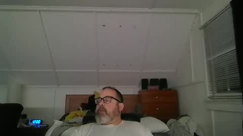 Snapshot of niceguy7208 chatting on February 2026 05:00:02 AM niceguy7208 online show from February 2026 05:00:02 AM