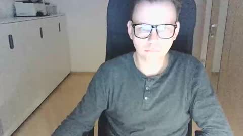 Snapshot of niceguyflo chatting on February 2025 12:10:02 AM NiceGuyFlo online show from February 2025 12:10:02 AM