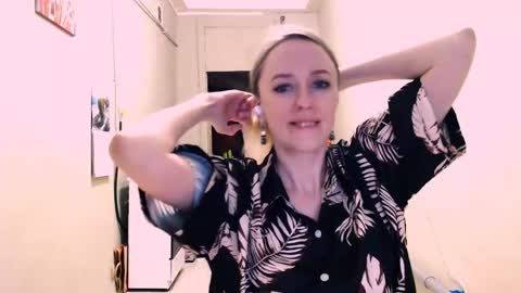 Snapshot of nicekat chatting on June 2026 05:58:02 PM Kathrine online show from June 2026 05:58:02 PM