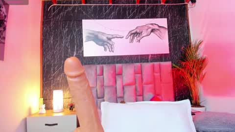 Nicolle  online show from February 2025 02:55:02 PM