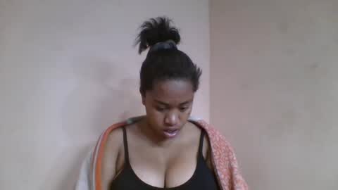 Snapshot of nicelly01 chatting on June 2026 06:45:01 AM nicelly01 online show from June 2026 06:45:01 AM