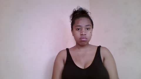 Snapshot of nicelly01 chatting on June 2026 11:49:02 AM nicelly01 online show from June 2026 11:49:02 AM