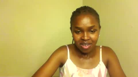 Snapshot of nicemillow chatting on December 2024 07:43:02 PM nicemillow online show from December 2024 07:43:02 PM