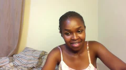 Snapshot of nicemillow chatting on December 2024 11:17:02 PM nicemillow online show from December 2024 11:17:02 PM