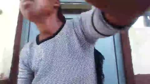 Snapshot of nicemillow chatting on December 2024 12:16:02 PM nicemillow online show from December 2024 12:16:02 PM