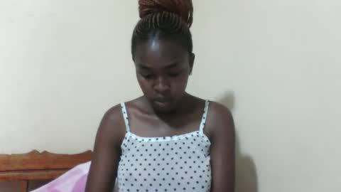 Snapshot of nicemillow chatting on March 2025 07:27:02 PM nicemillow online show from March 2025 07:27:02 PM