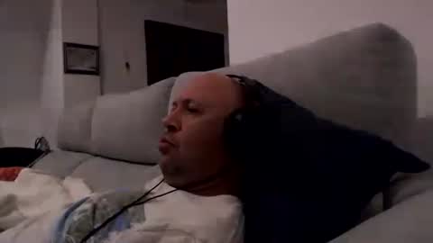 nick_rick01 online show from April 2026 06:10:01 PM