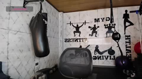 Nick  online show from September 2025 12:05:01 PM