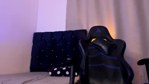 nick_zackk online show from July 2026 07:23:02 AM