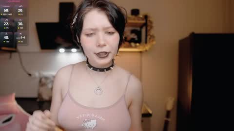 Snapshot of nickari_x chatting on April 2026 05:43:01 AM nickari_x online show from April 2026 05:43:01 AM