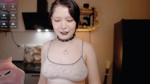 Snapshot of nickari_x chatting on April 2026 05:38:01 AM nickari_x online show from April 2026 05:38:01 AM