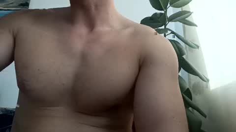 Snapshot of nickcarlosxx chatting on January 2025 09:47:02 AM Nick online show from January 2025 09:47:02 AM