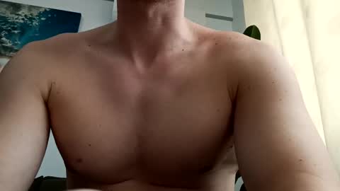 Snapshot of nickcarlosxx chatting on March 2025 10:24:02 AM Nick online show from March 2025 10:24:02 AM