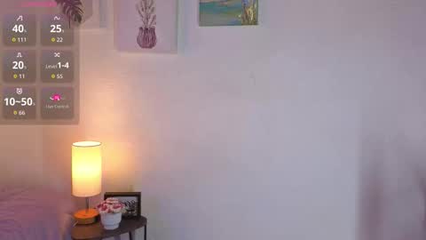 Nicole Silvermoon online show from March 2026 11:27:02 AM