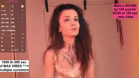 Snapshot of nickiii666 chatting on November 2025 07:40:01 AM Karolina online show from November 2025 07:40:01 AM