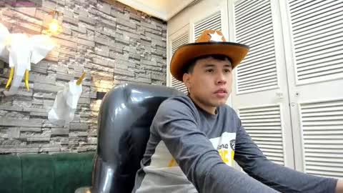 Nickk Wolff online show from November 2025 02:57:02 AM