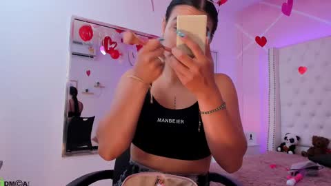 Snapshot of nickky_thompson chatting on February 2025 01:17:02 PM nickky online show from February 2025 01:17:02 PM