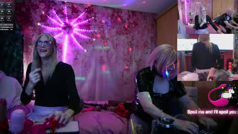 Snapshot of nicktu52 chatting on May 2026 11:45:02 PM nicktuuk online show from May 2026 11:45:02 PM