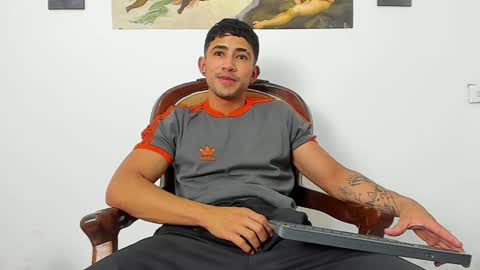 nicky online show from December 2024 08:49:02 PM