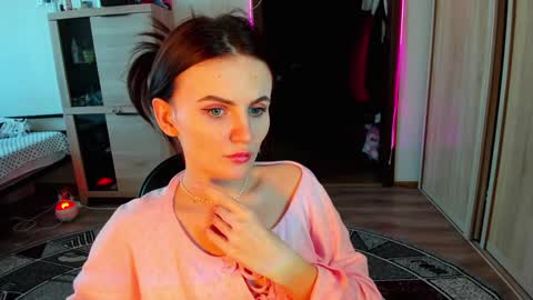 Snapshot of nicky_weekends chatting on February 2025 08:00:02 AM Nicky Weekends online show from February 2025 08:00:02 AM