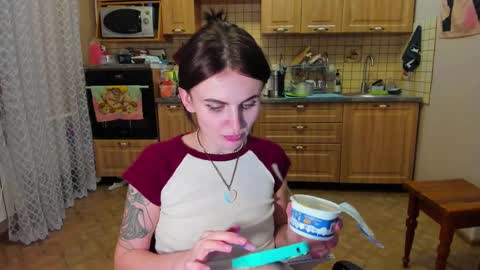 Snapshot of nicky_weekends chatting on February 2025 04:46:01 PM Nicky Weekends online show from February 2025 04:46:01 PM