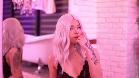 Nicky online show from February 2026 07:15:01 PM