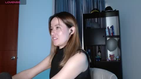 Nicky online show from February 2025 08:46:01 PM