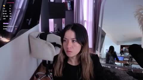 Nicky online show from September 2025 04:06:02 PM