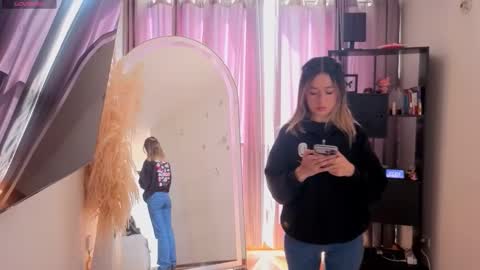 Nicky online show from March 2026 03:25:01 PM