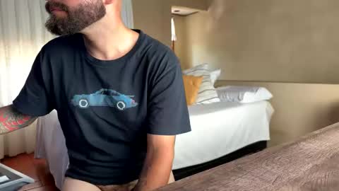 nicolas online show from March 2026 03:30:01 PM