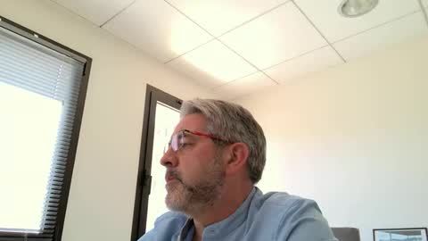 Nico online show from April 2026 12:40:02 PM