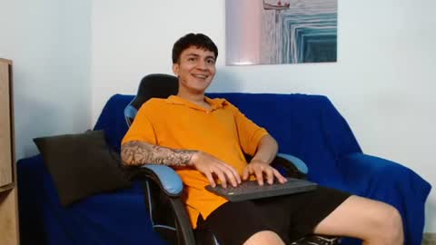 Snapshot of nico_bellini chatting on June 2026 06:43:01 PM Nico online show from June 2026 06:43:01 PM