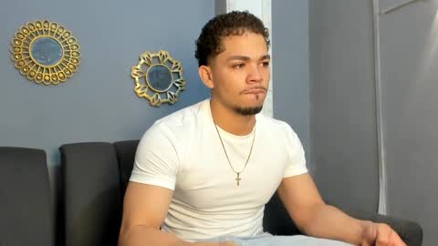 nico_blaze7 online show from December 2025 12:32:01 PM