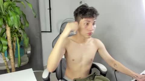 Nico  online show from February 2026 04:38:02 PM