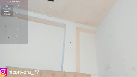 Nicolas online show from October 2025 12:13:02 PM