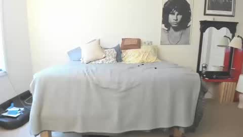 NicoDuvall online show from October 2025 07:36:02 PM