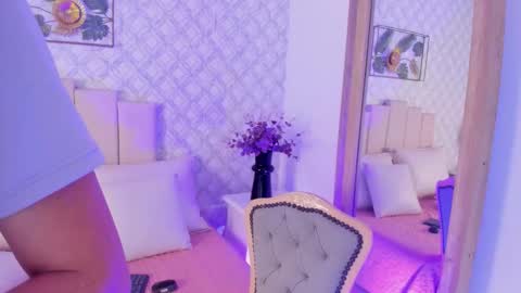 Nicol online show from February 2026 11:37:02 AM