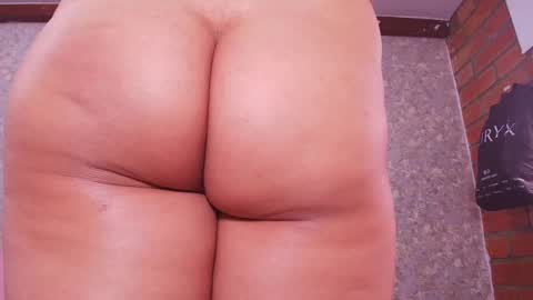 Nicol online show from September 2025 07:29:01 PM