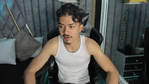 Snapshot of nicolaikarav chatting on April 2026 12:14:01 PM Nicolai online show from April 2026 12:14:01 PM