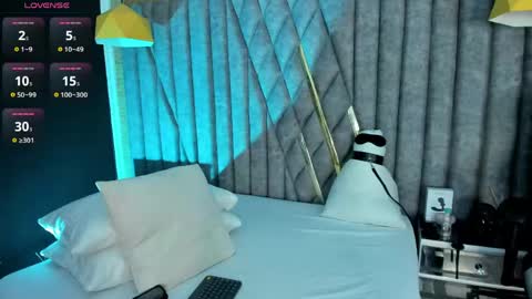 Snapshot of nicolaikarav chatting on May 2026 08:59:01 PM Nicolai online show from May 2026 08:59:01 PM