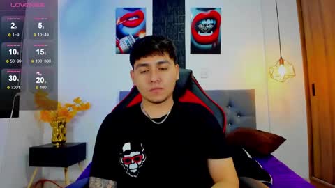 nicolas_james_sc online show from November 2025 12:51:02 PM