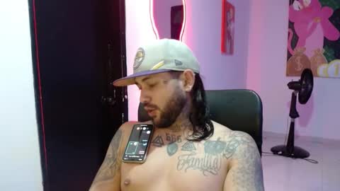 nicolas online show from December 2024 03:20:01 AM