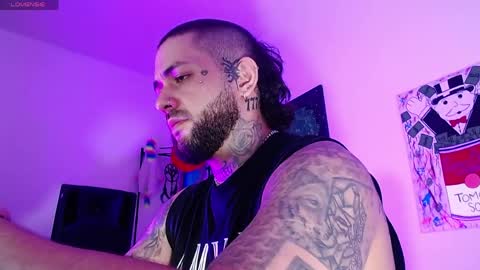nicolas online show from May 2026 02:51:02 AM