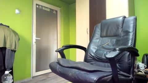 L. Nicolas online show from March 2026 06:41:02 AM