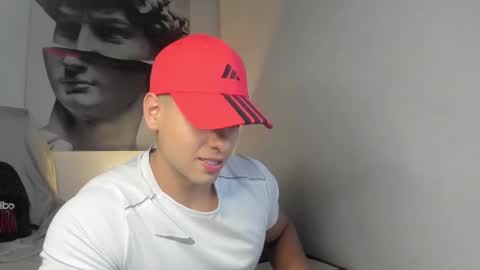 Snapshot of nicolasmuscle chatting on March 2025 11:15:01 PM Andres online show from March 2025 11:15:01 PM