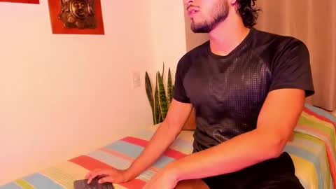 nicolasrodrii online show from January 2025 11:43:02 PM