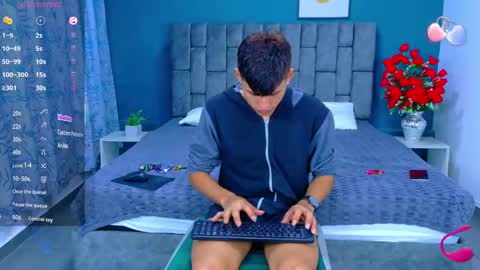 nicolastorres__ online show from October 2025 07:19:02 AM