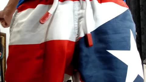 Nicolay online show from November 2025 12:27:02 PM