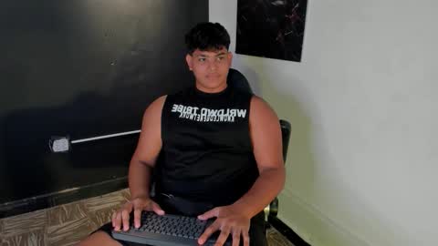 nicole_and_thiago1 online show from March 2026 09:22:02 PM